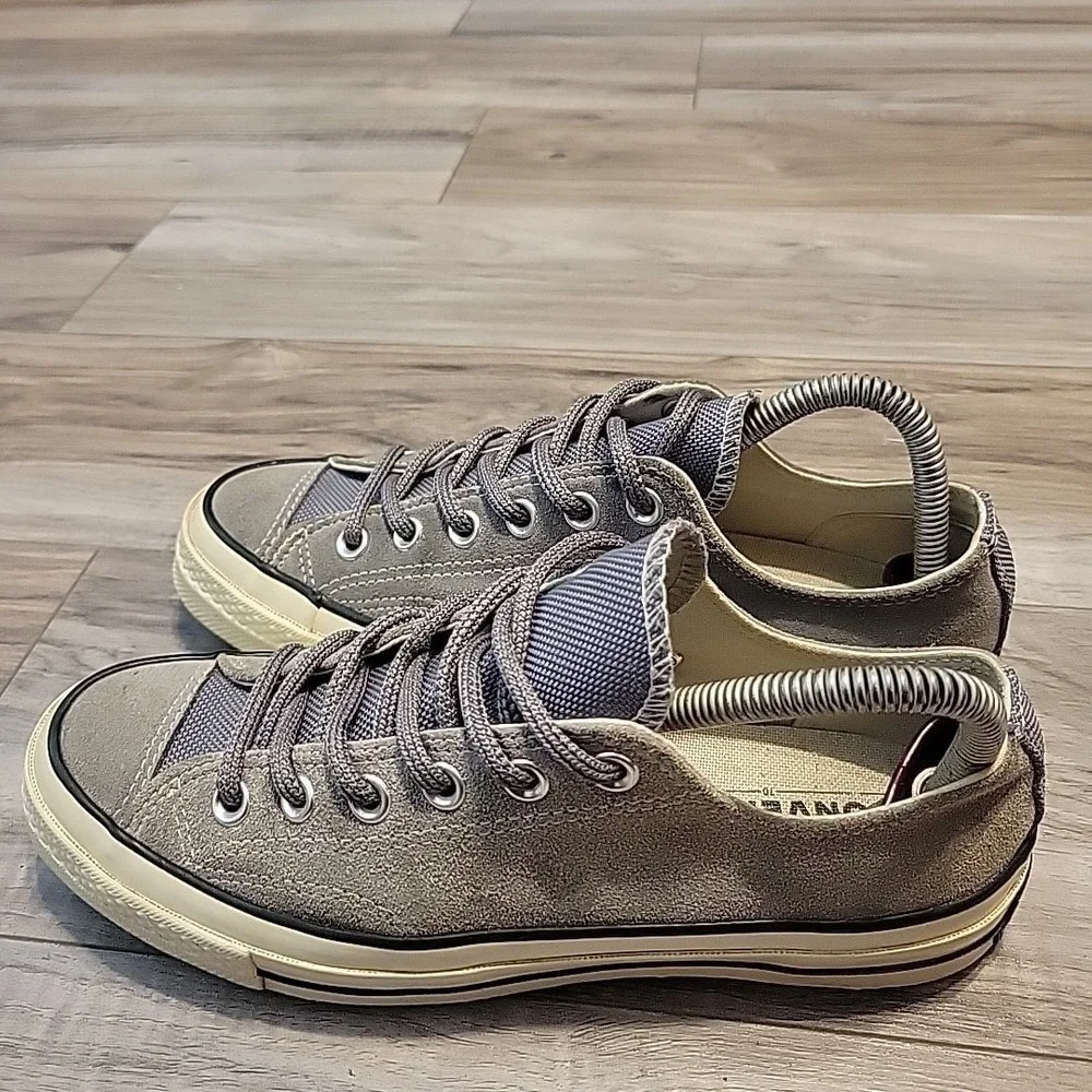 Converse All Star Canvas Sneakers  Size 5.5 Mens 7.5 Womens  Gray Suede #162376C